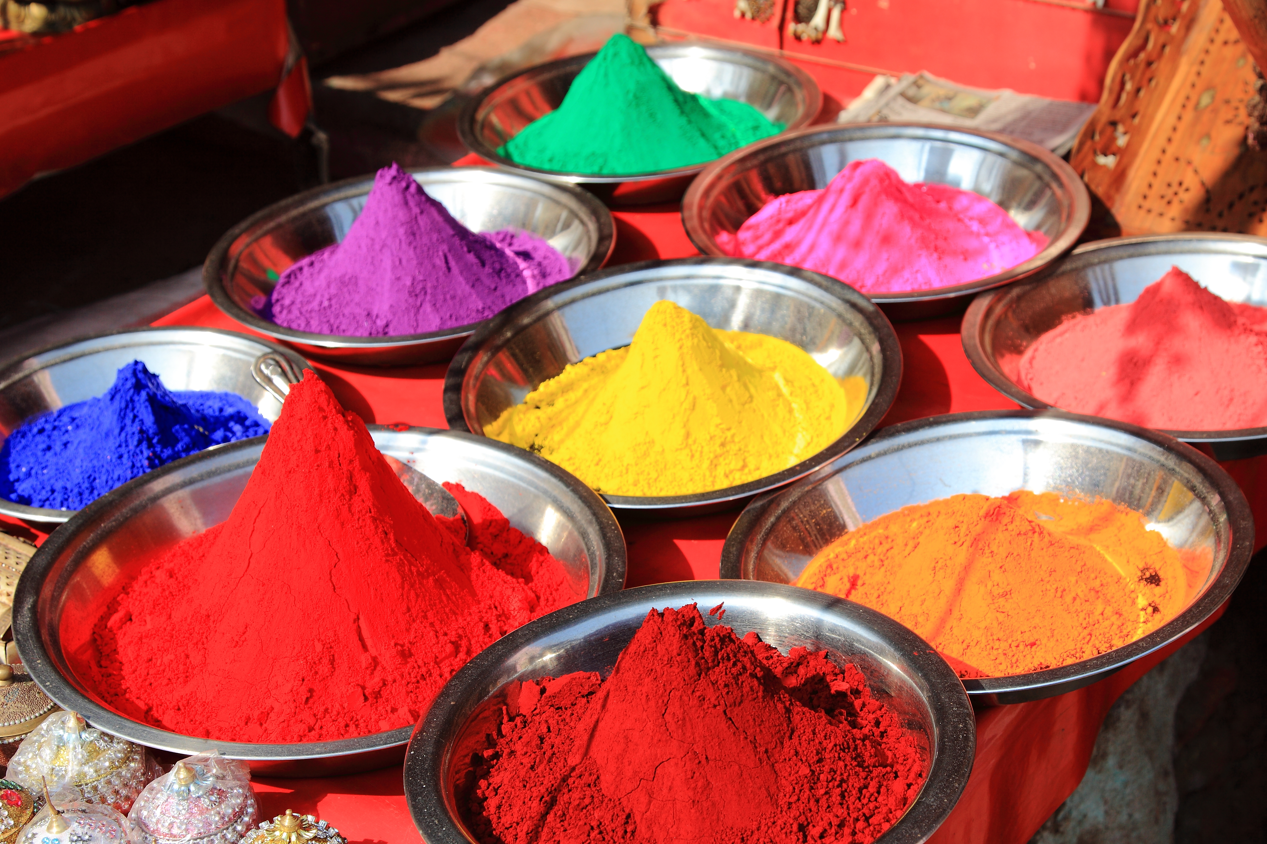 Body Painting Powder                India   Nov  2012