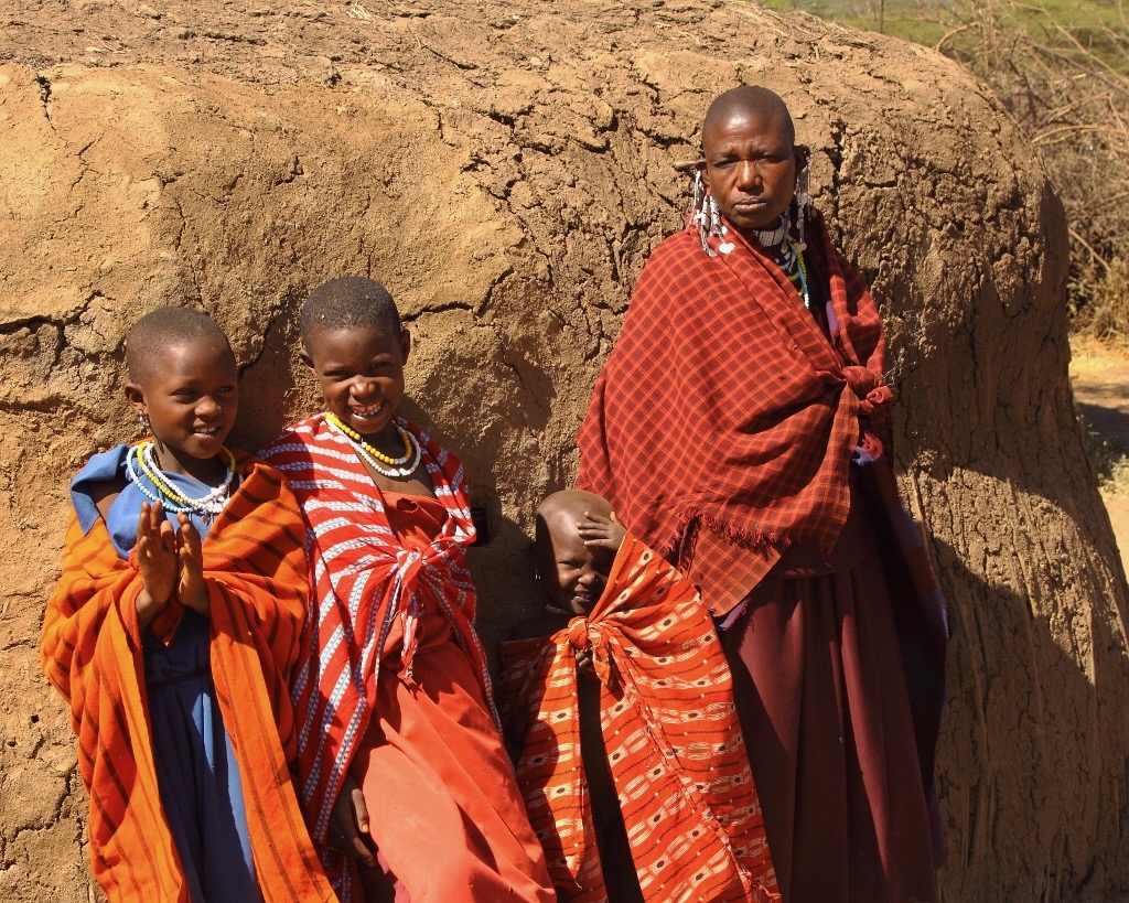 _Masai by Hut (1024x819)
